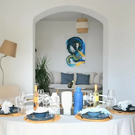 The Seaside Serenity - Calm & Charming Bay View Flat - Heart Of Apartment *